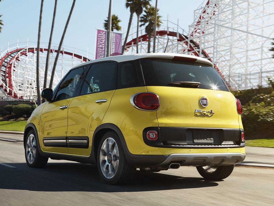  Fiat 500L Trekking 2013 года  (US) (фото 36 из 44)